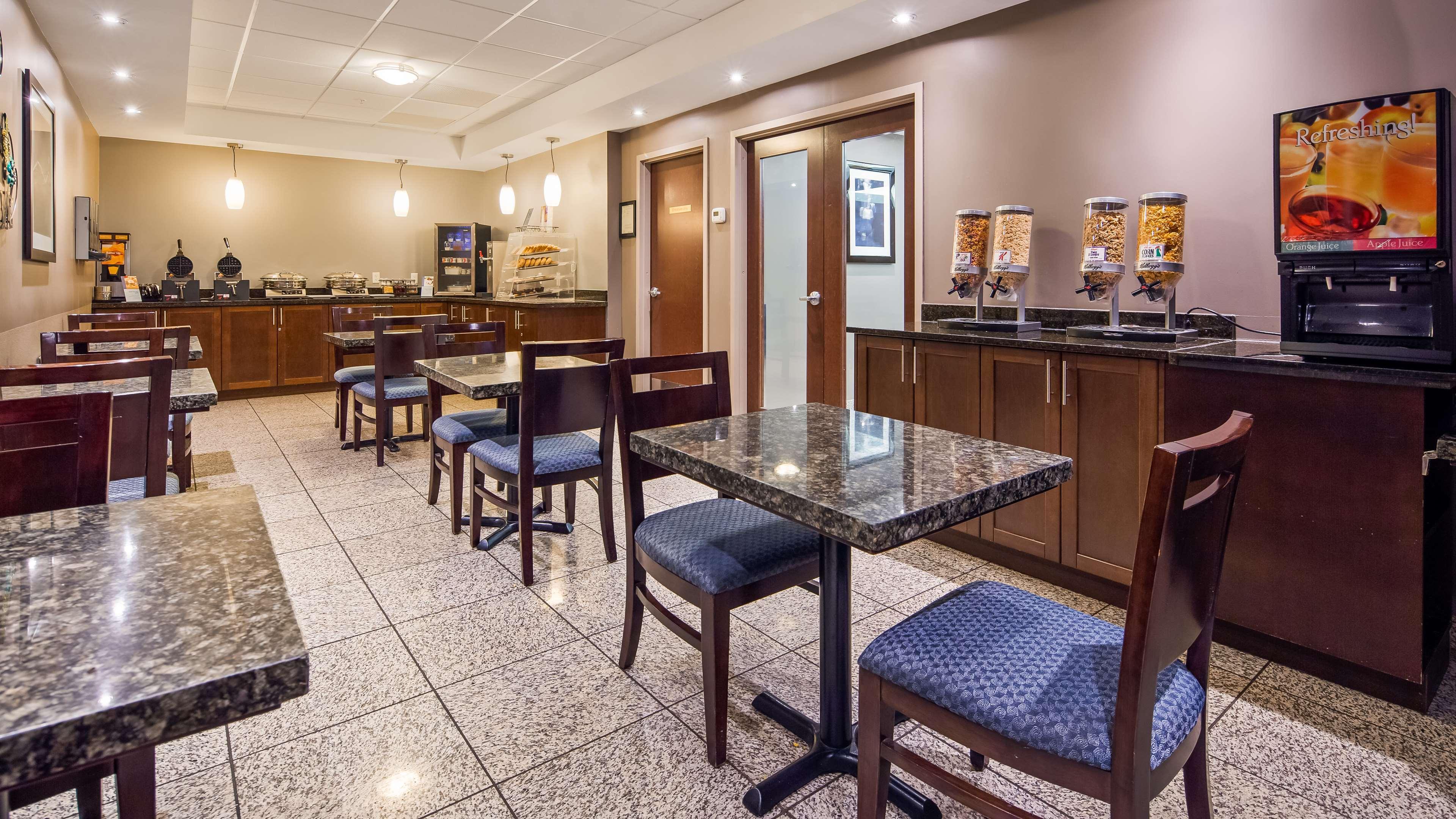 Best Western Plus Brandon Inn Extérieur photo