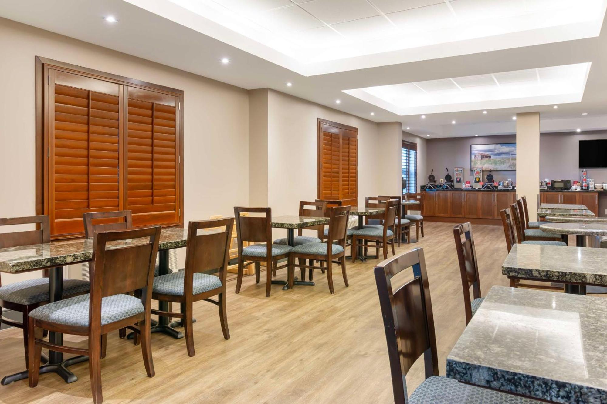 Best Western Plus Brandon Inn Extérieur photo