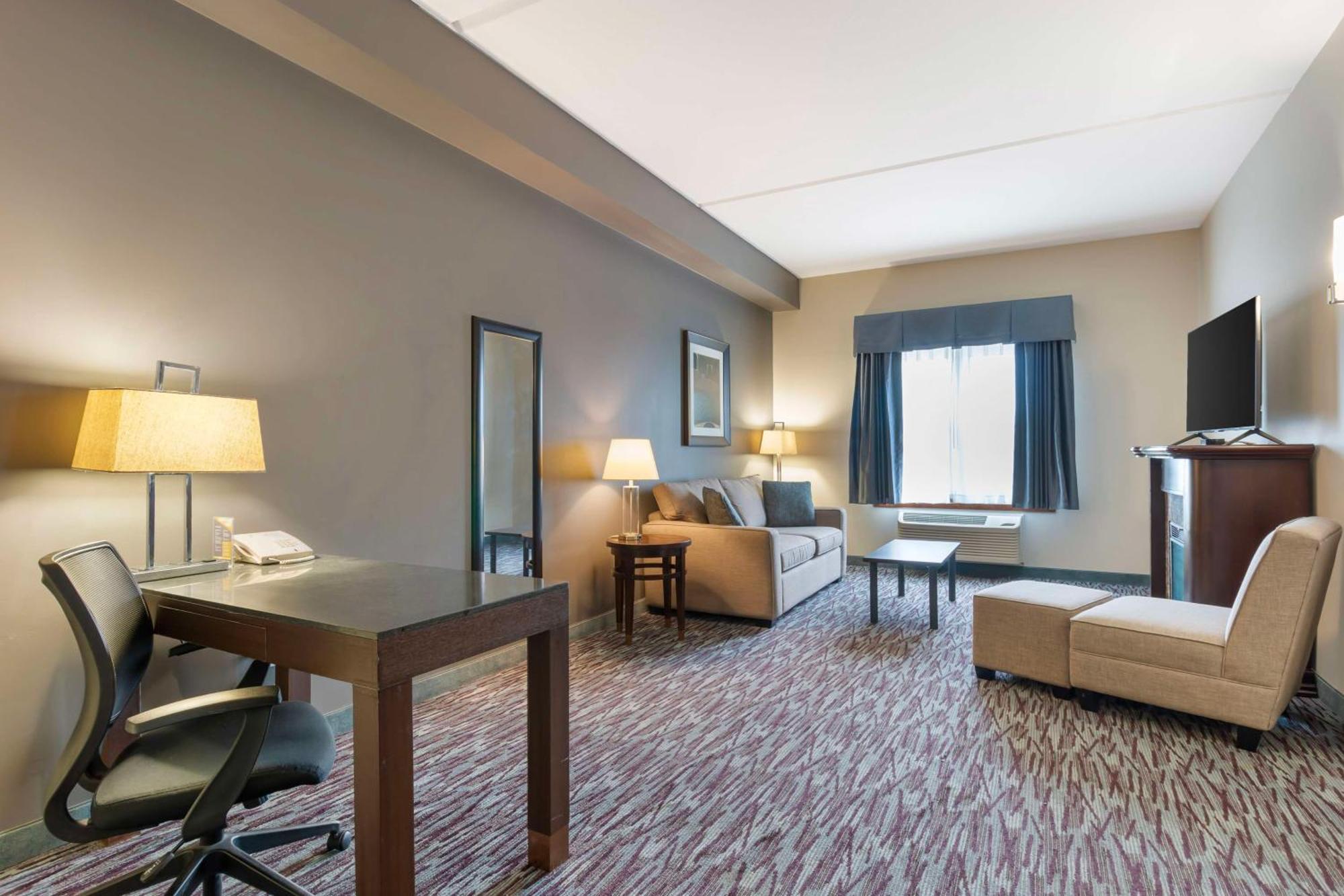 Best Western Plus Brandon Inn Extérieur photo